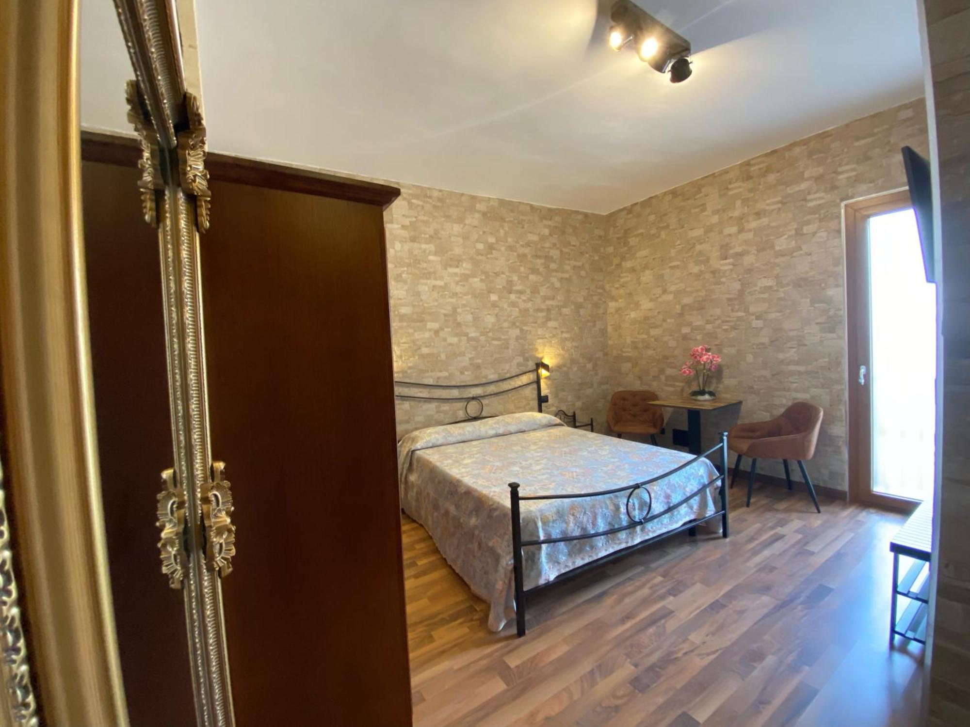 Uria Rooms & Suite B&B Vieste Kültér fotó